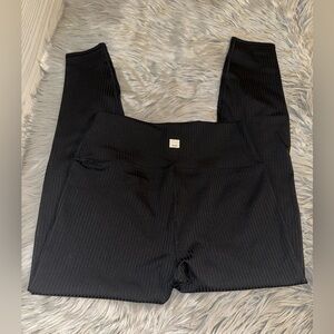 Vuori Black Ribbed Leggings